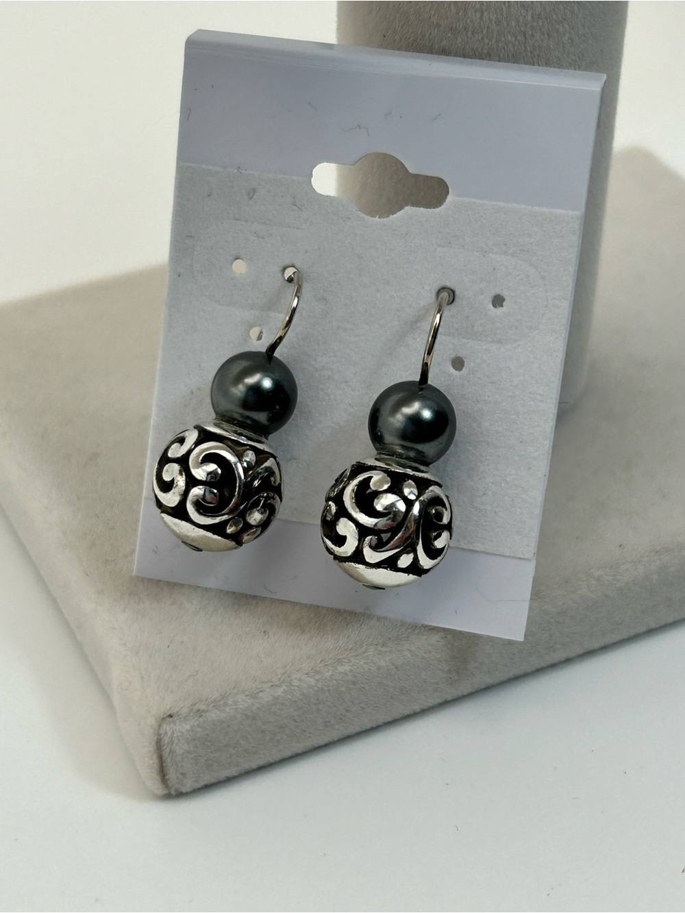 Brighton Contempo Gray Pearl Ball Earrings Silver Plated Dangle Drop 1"